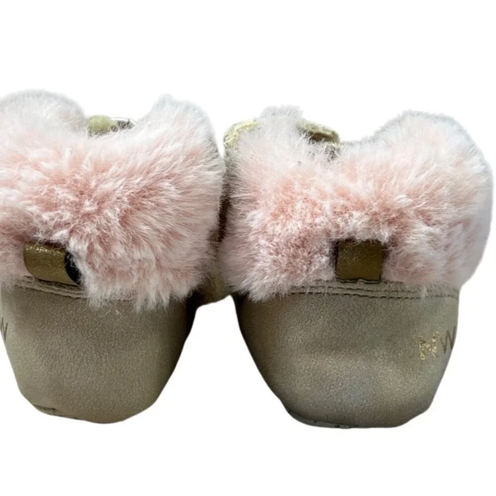 Nine West‎ Baby Lucy Rose Gold Faux Fur Booties 1 Shoes Snow Princess Feminine